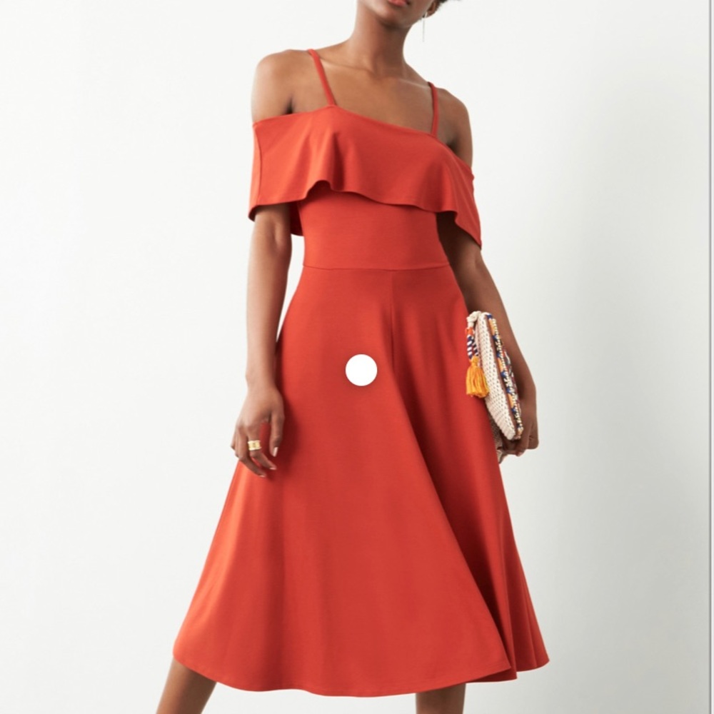 Leith Cold Shoulder Midi Dress